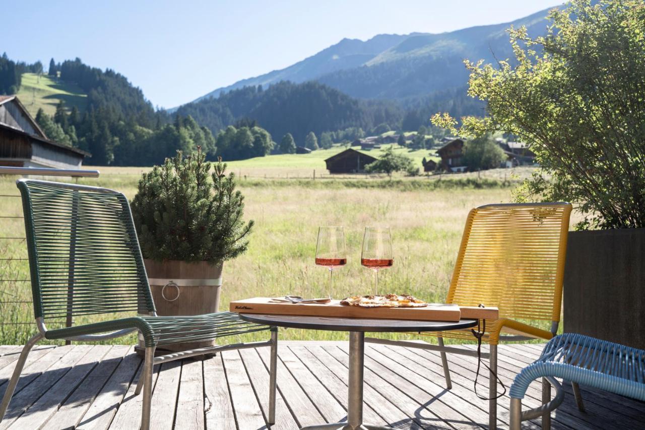 Cortesi's Lenk Lodge Extérieur photo