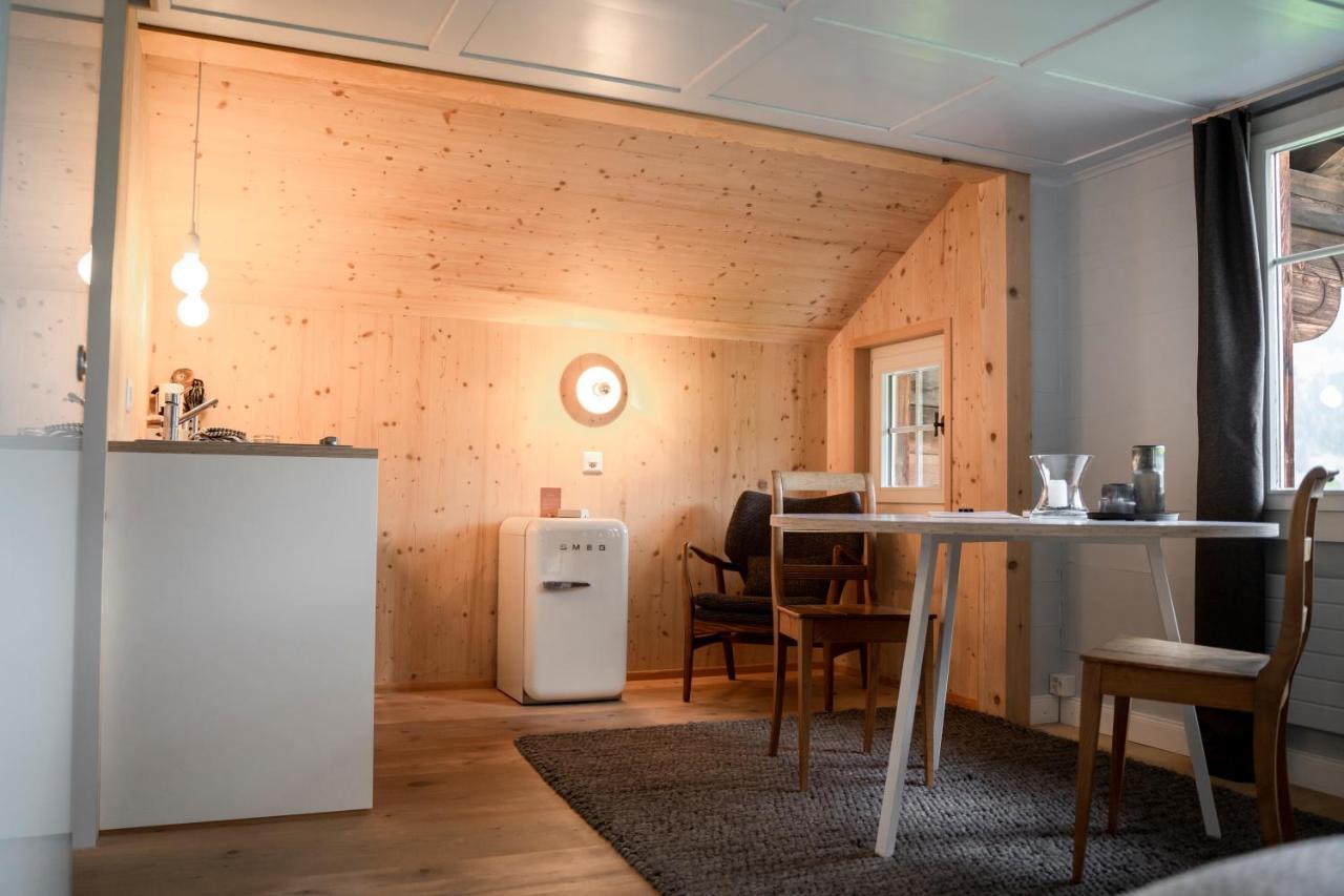 Cortesi's Lenk Lodge Extérieur photo